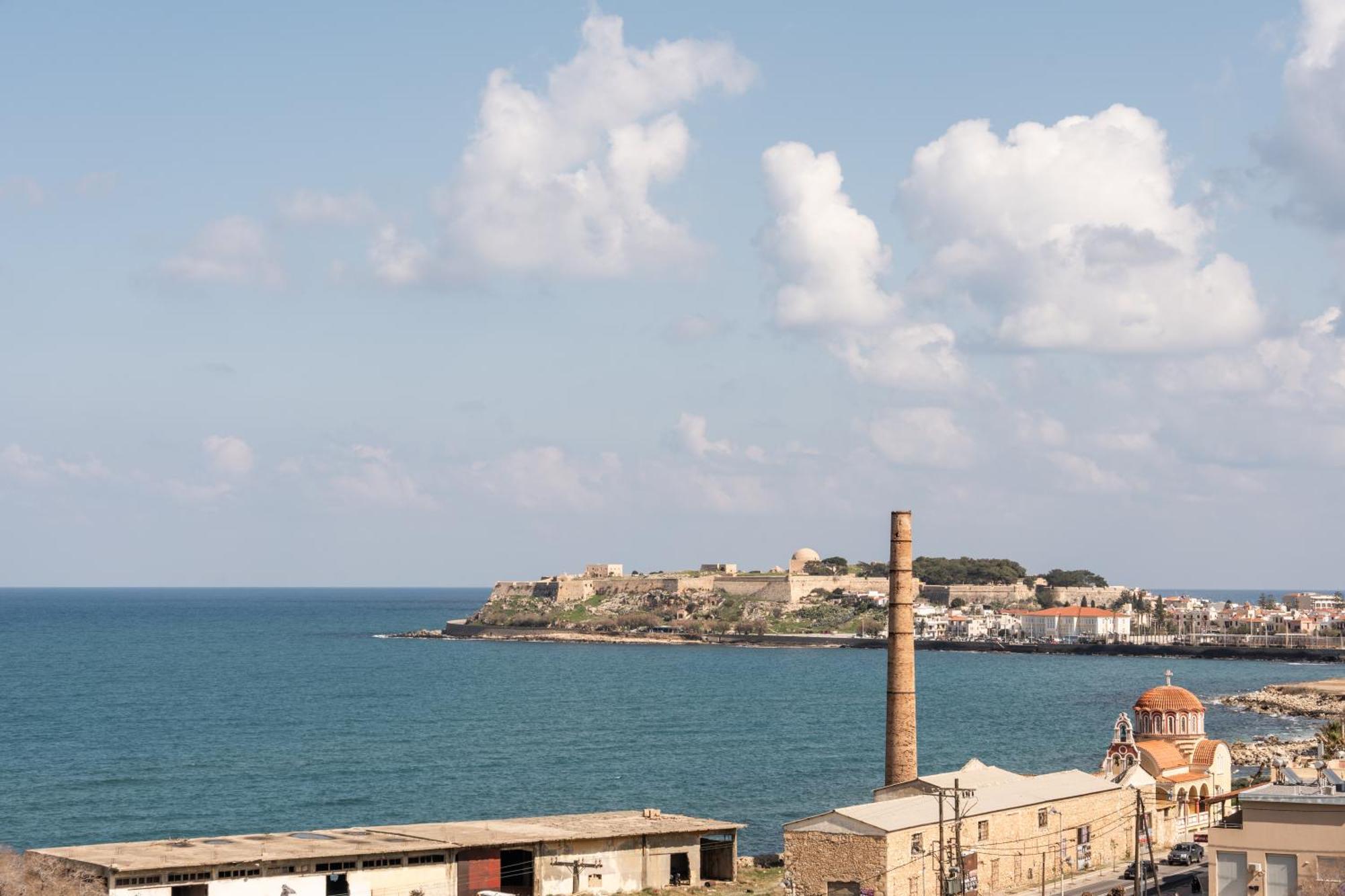 Secret View Apartment, With Private Jacuzzi Réthymnon Extérieur photo